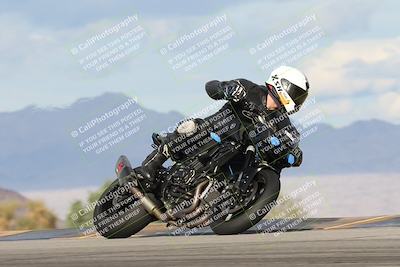 media/Nov-16-2025-Race Pace (Sun) [[8c5fa54630]]/Non Verified Riders (1st 20 Minutes)/7-Turn 9 Entry (210pm)/